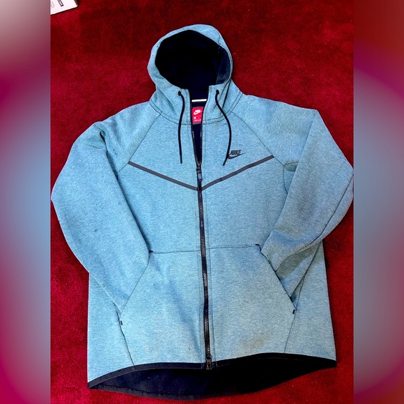 Men’s Nike Tech Fleece Full Zip Up Hoodie - Picture 2 of 7